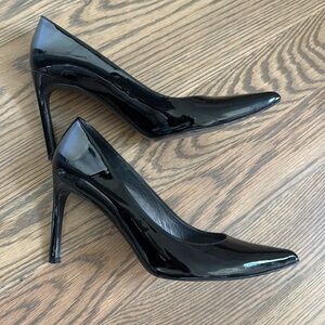 Stuart Weitzman Patent Leather Pointed Toe Heels size us 9,5